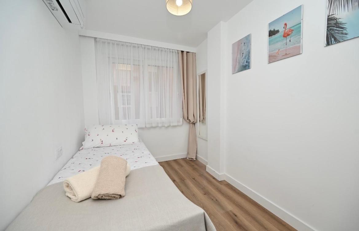 Apartamento La Margarita Torrevieja Exterior foto